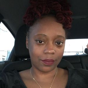 Meet your Posher, Shera